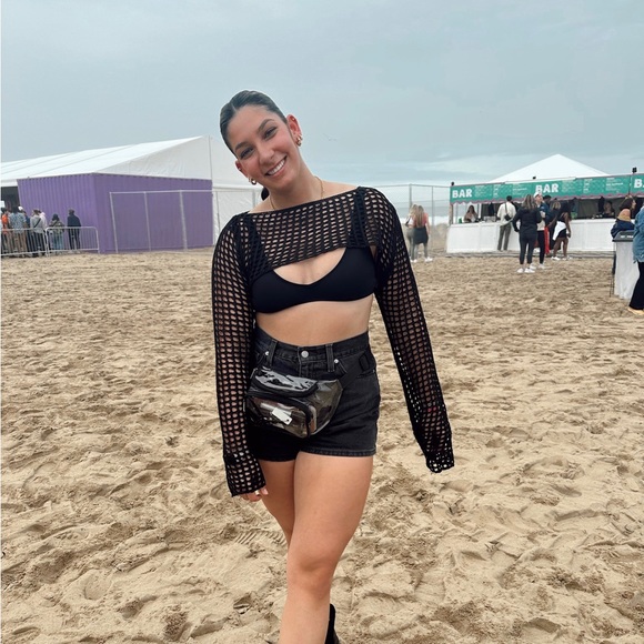 Meet your Posher, Anita - Picture 3 of 3